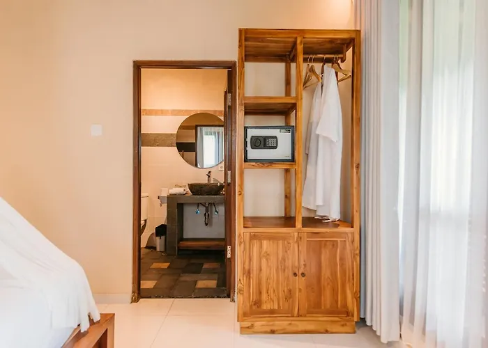 Moson Resort And Restaurant Legian